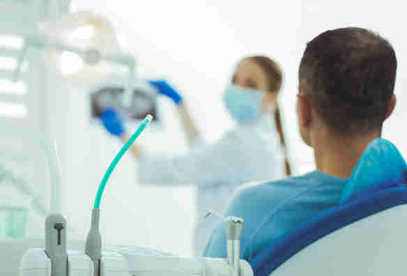 三類醫療器械經營許可證如何辦理？